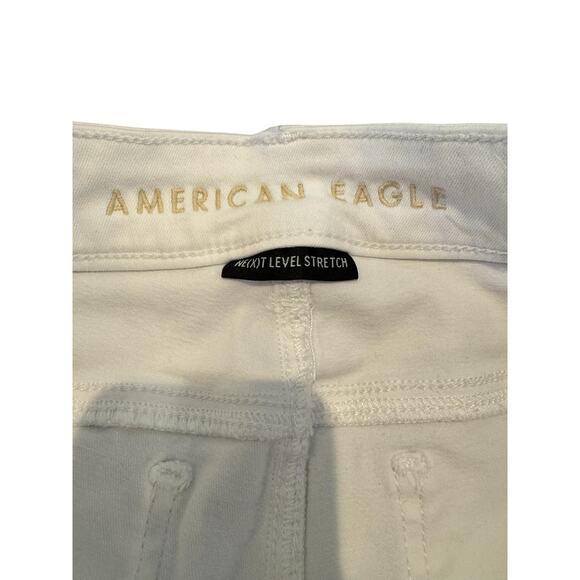 American Eagle Distressed White Skinny Jeans | Next Level Stretch Size 8 Regular - Picture 4 of 10